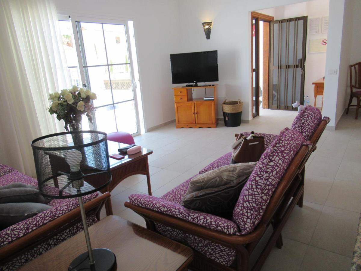Las Rosas By Rentmedano Stunning Luxury Chocolate Box Villa With Private Heated Pool & Wifi El Médano Extérieur photo