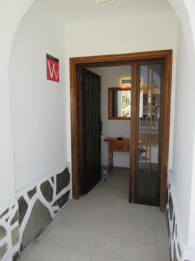 Las Rosas By Rentmedano Stunning Luxury Chocolate Box Villa With Private Heated Pool & Wifi El Médano Extérieur photo
